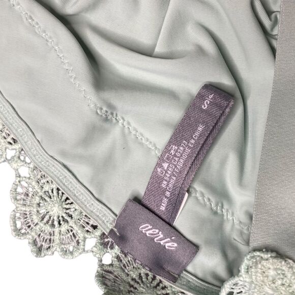 Aerie Wm’s Sz Sm Mint Split Razor Back Adjustable Lace Non Padded Bralette - Picture 3 of 3